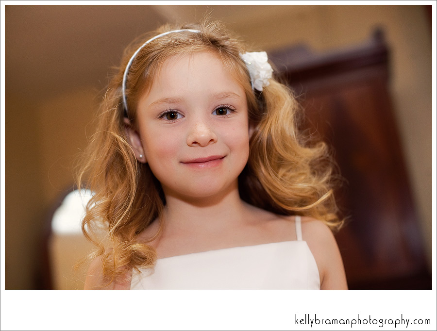 IMG_1177-203blog *how cute is she? Grace loved the the camera...she had one in her hand all day! future photog!!